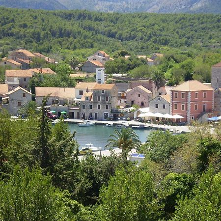 Villa Welcome Vrboska Exterior photo