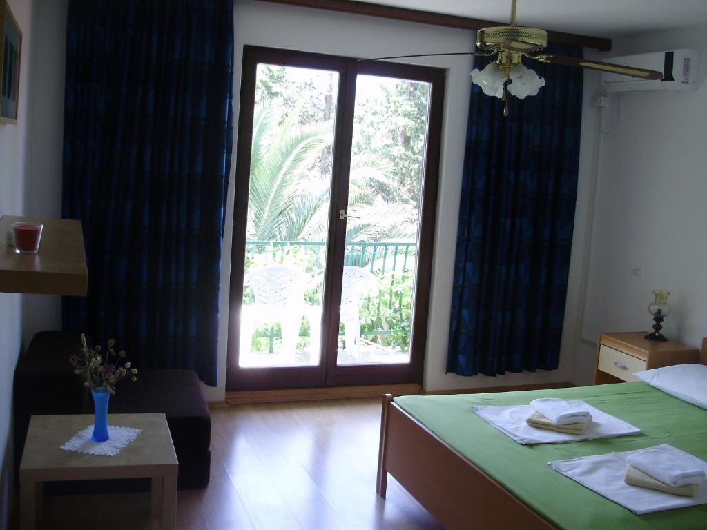 Villa Welcome Vrboska Exterior photo
